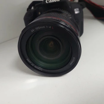 Aparat foto Canon Eos 700D+ 24-105 mm
