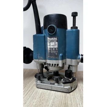 Mașină de Frezat Verticala Makita RP1110C