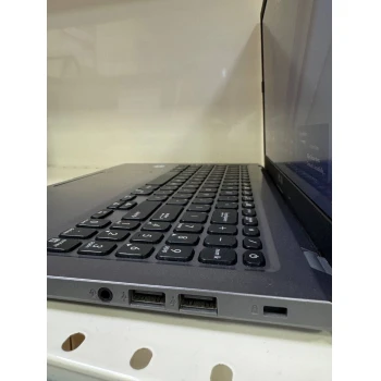Laptop Asus VivoBook X515 EA