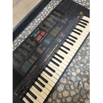 Sintezator Yamaha PSS 580