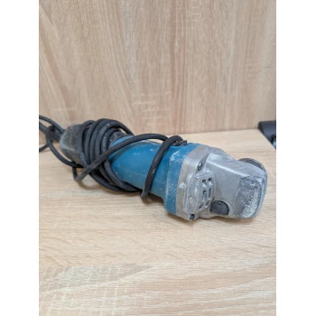 Makita 9558NBR