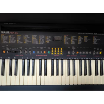 Claviatură portabilă Yamaha PSR-F52