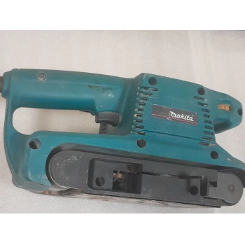 Makita 9911