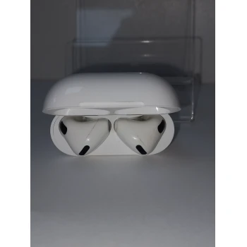 Apple AirPods 4