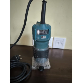 Trimmer Makita 3709