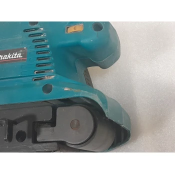 Makita 9911