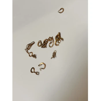 Fragmente din Aur Proba 585 0.8gr
