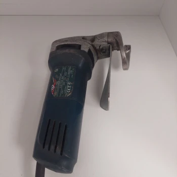 Foarfeca electrica de taiat metal Bosch GSC 160