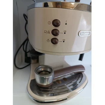 Aparat de Cafea Delonghi
