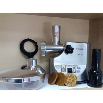 Masina de tocat Kenwood Pro 1600