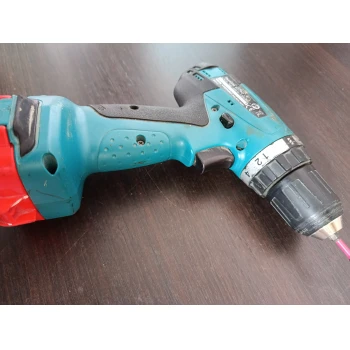 Masina de insurubat Makita 62 71D