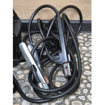 Aparat de sudură cu invertor IGBT Arccaptain Arc130