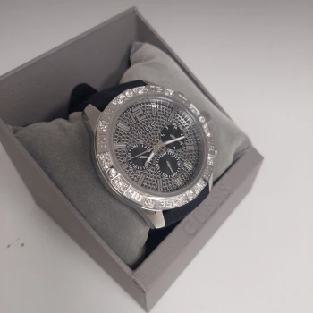 Guess gw09090g1