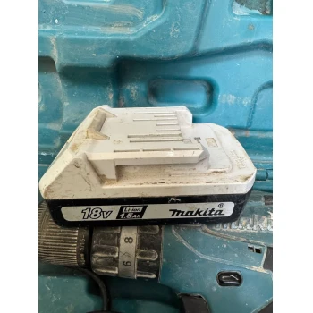 Mașină de înșurubat Makita HP457D
