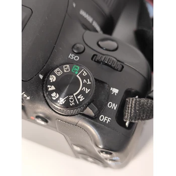 Camera Foto Canon EOS 100D
