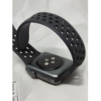 Apple Watch Series 3 (42mm)