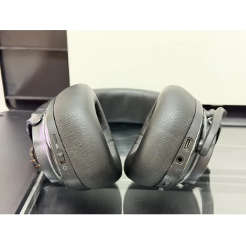 Casti JBL Quantum 810