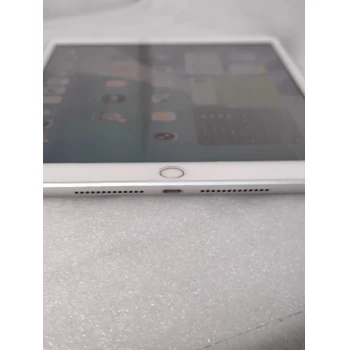 Apple iPad 8 128 GB Silver