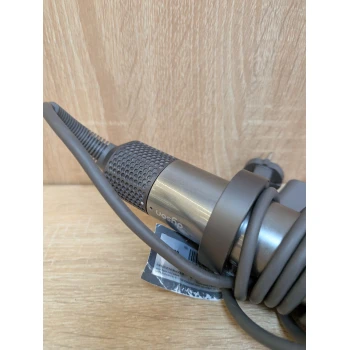 Dyson HS-01
