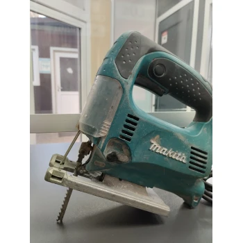 Ferăstrău Pendular Makita 4329