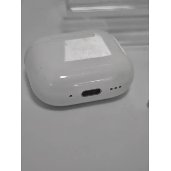 Apple AirPods 4 ANC White