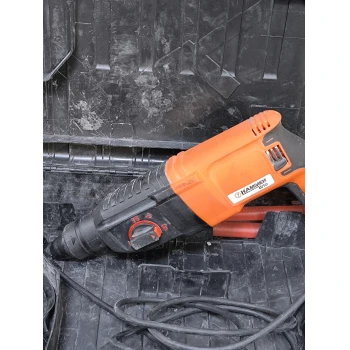 Ciocan rotopercutor Hammer 750pm