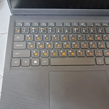 Dell Vostro 3520