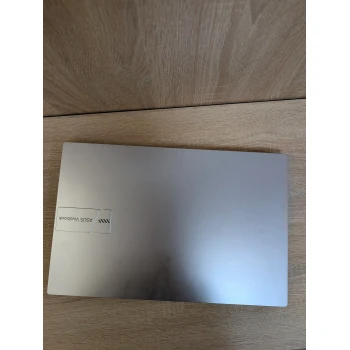 Laptop Asus VivoBook 15