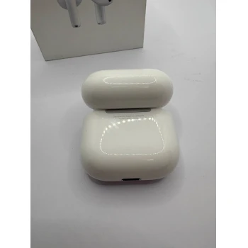 Apple AirPodss 4