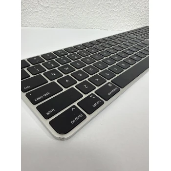 Apple Magic Keyboard A2520