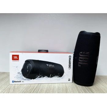 JBL Charge 5