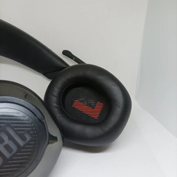 Căști JBL Quantum 810