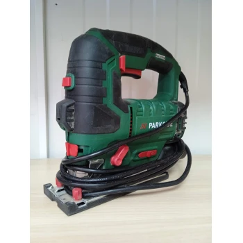 Ferestrau pendular Parkside PSTD 800 E4
