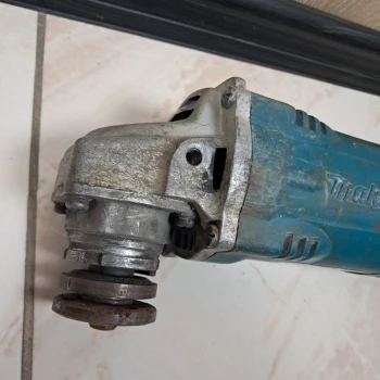 Polizor Unghiular MAKITA GA6021C