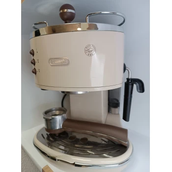Aparat de Cafea Delonghi