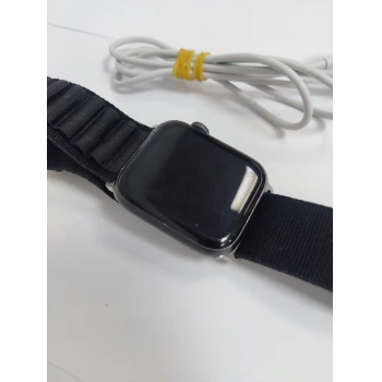 Apple Watch SE (44 mm)