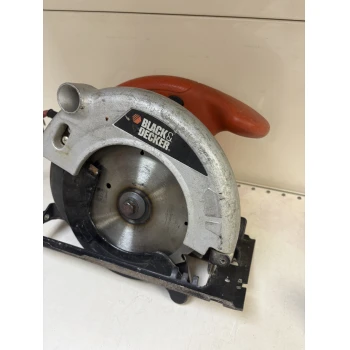 Fierastrau circular Black&decker CD601