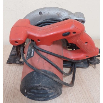 Fierastrau circular Black&Decker CD601