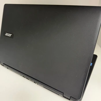 Laptop Acer Aspire ES15