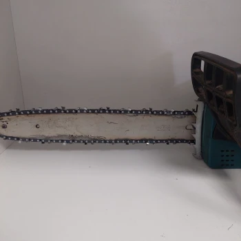 Ferestrau electric cu lant Makita UC3520A
