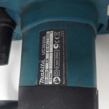 Ferestrau electric cu lant Makita UC3520A