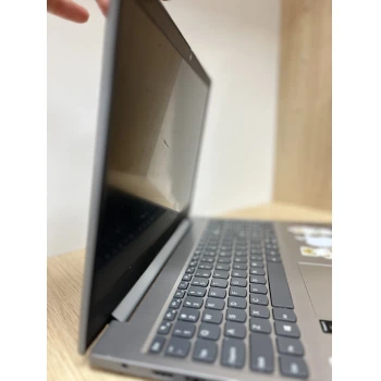 Laptop Lenovo IdeaPad 3 15ADA05
