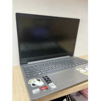 Laptop Lenovo IdeaPad 3 15ADA05
