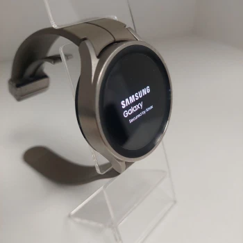Ceas inteligent Samsung Galaxy Watch 5 Pro