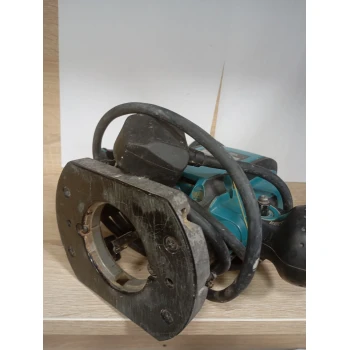 Router cu plonjare Makita RP1800 3-1/4 CP