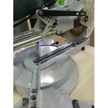 Fierastraul circular ProCraft Miter Saw PGS2600 220-240w