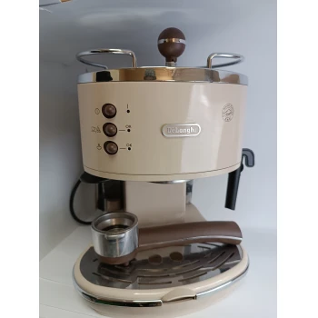 Aparat de Cafea Delonghi