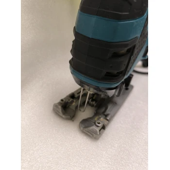 Fierastrau pendular Makita 4351FCT
