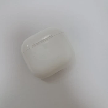 Casti Air Pods 4 White