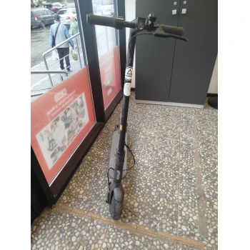 Trotinetă Xiaomi Mai Scooter Esential